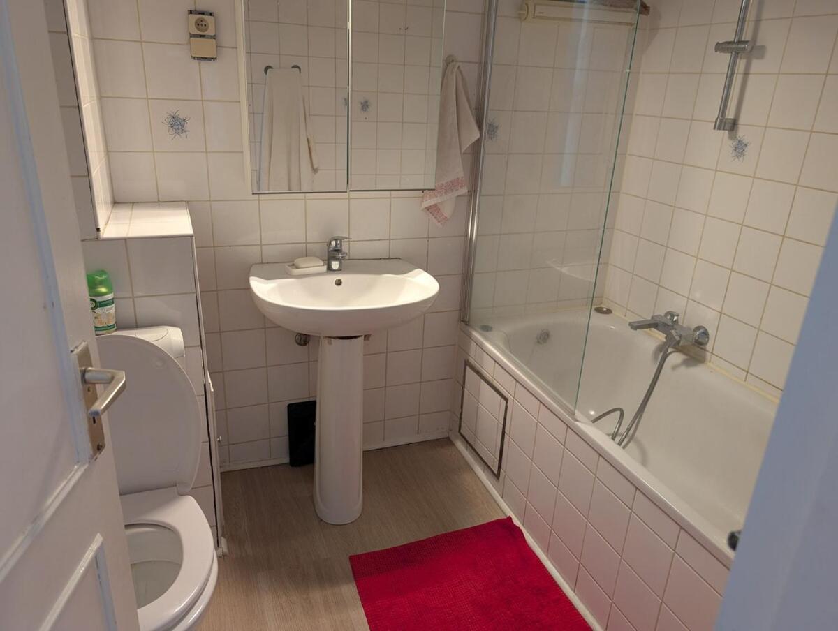 Premium Equipment, Center & Eu Appartement Brussel